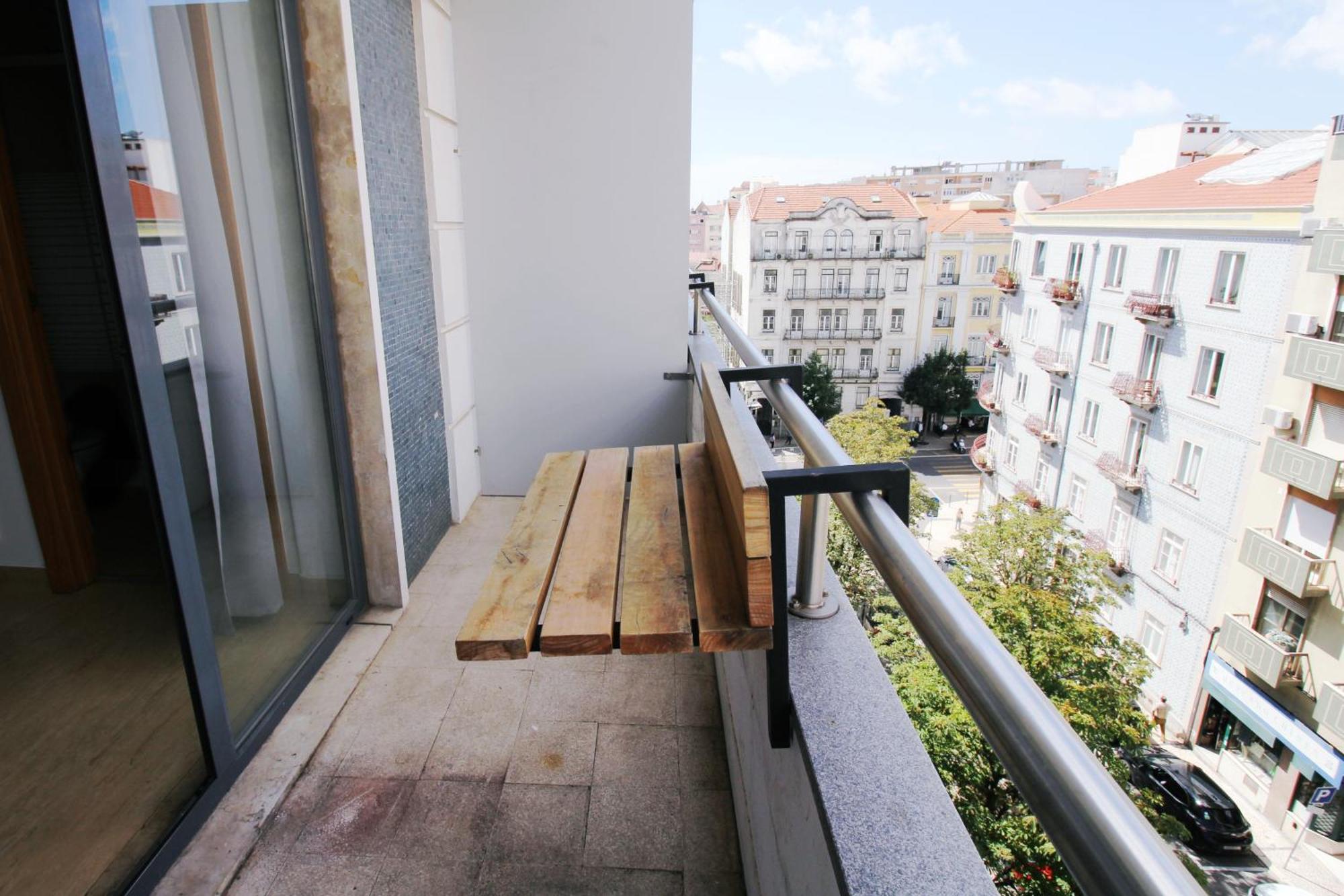 Хостел Wot Lisbon Nomad Экстерьер фото