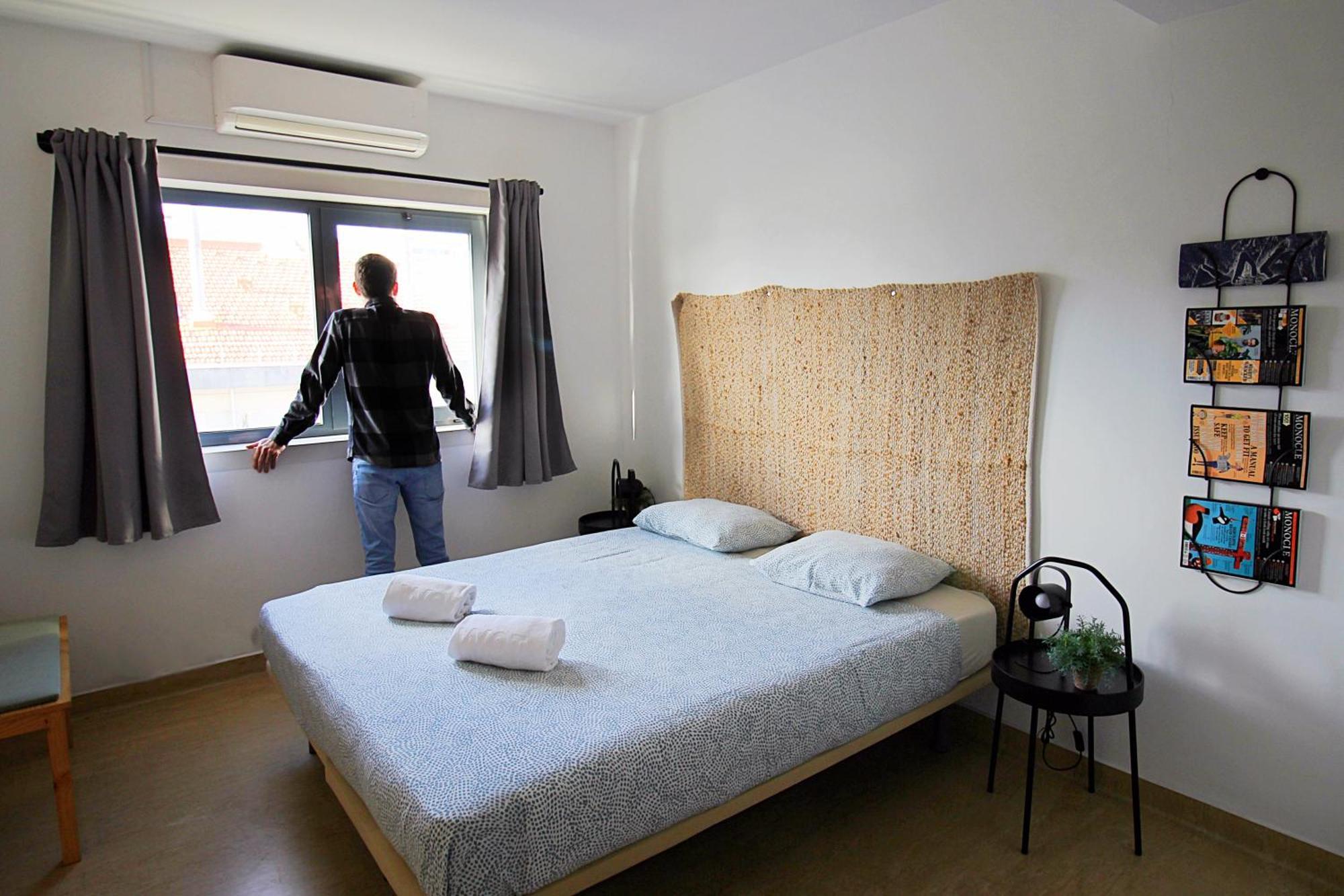 Хостел Wot Lisbon Nomad Экстерьер фото